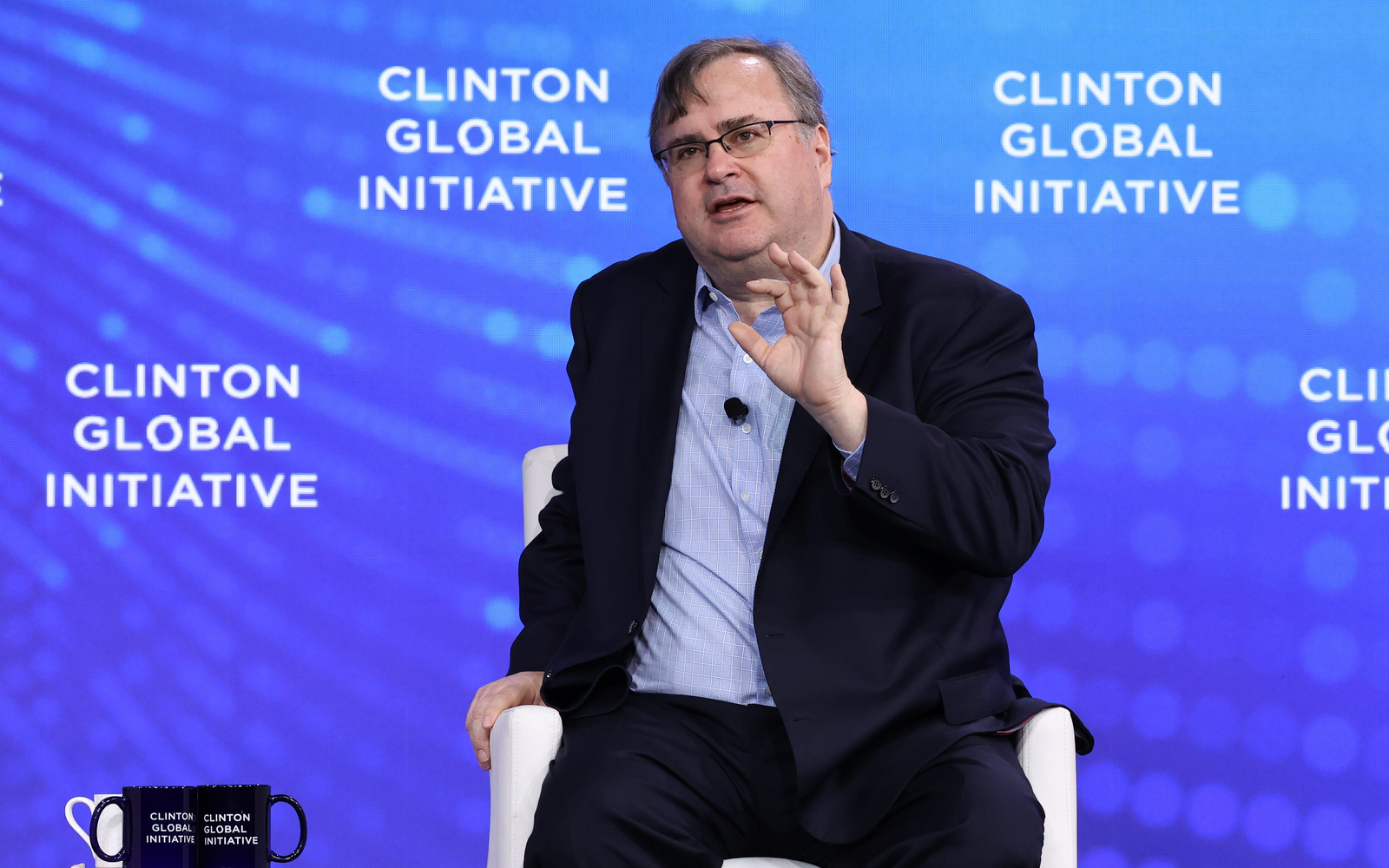 Рийд Хофман на сцената на Clinton Global Initiative