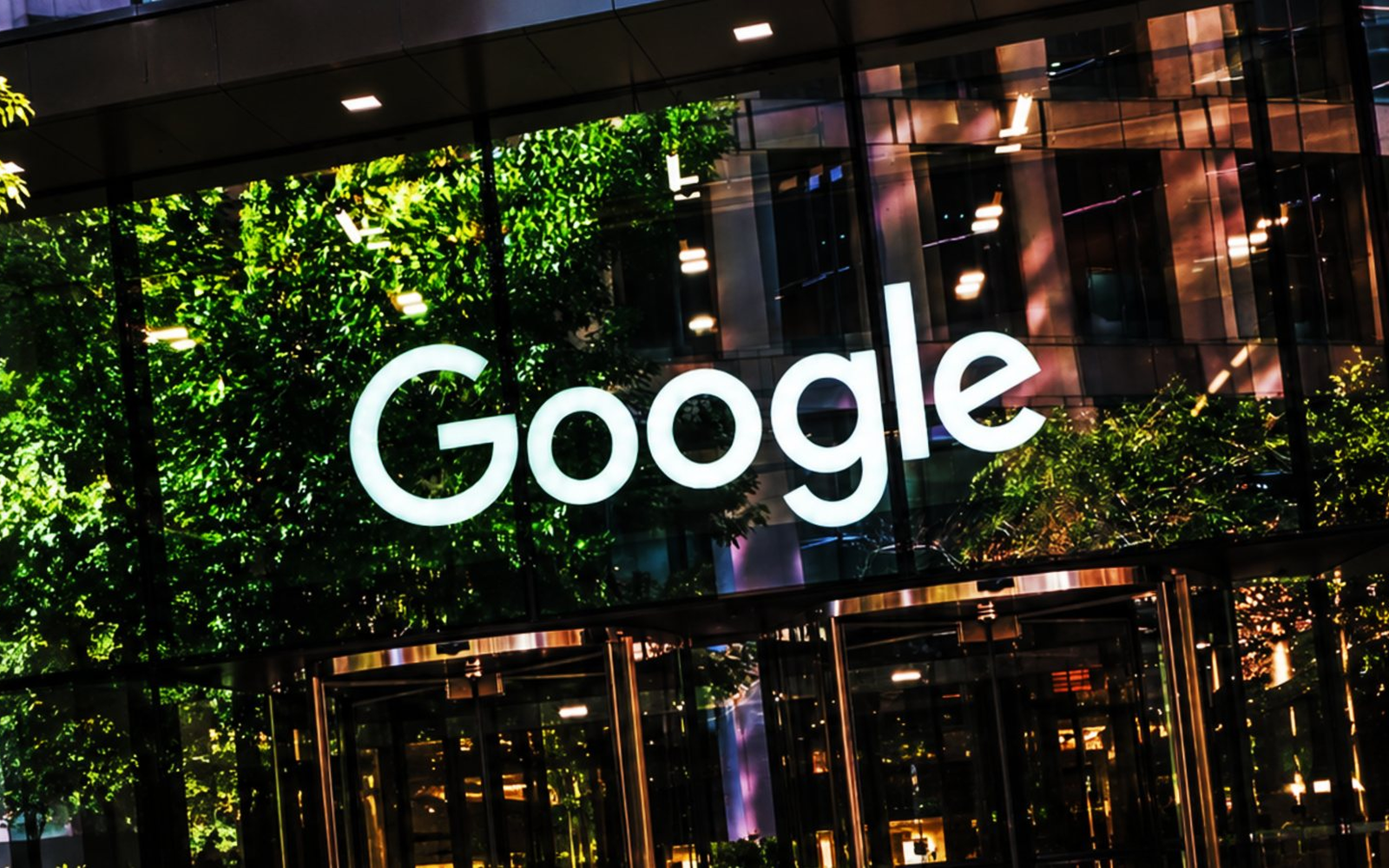 Централата на Google и проблеми с киберсигурността