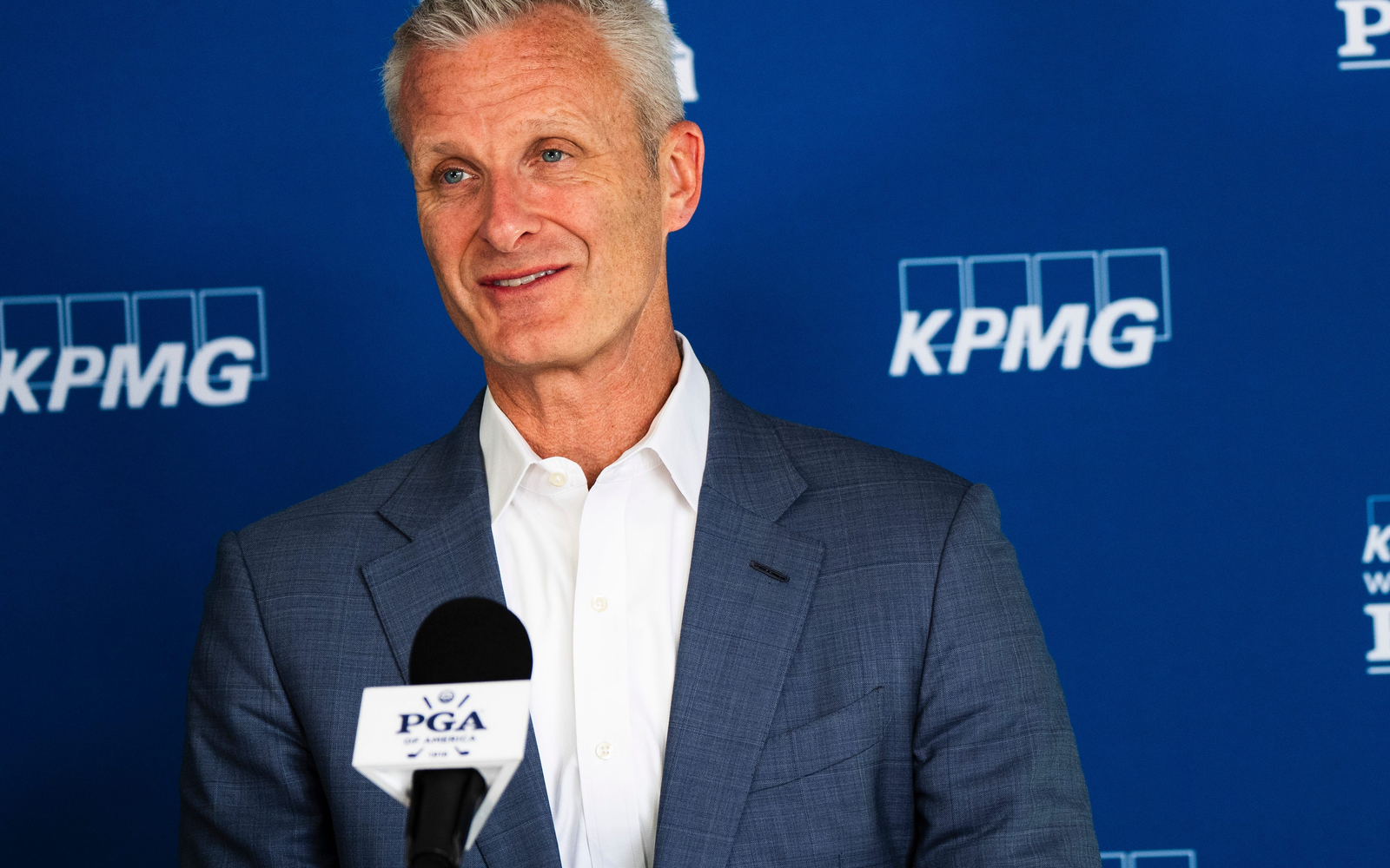 Тим Уолш, главен изпълнителен директор на KPMG US, по време на представянето на доклада за корпоративния AI