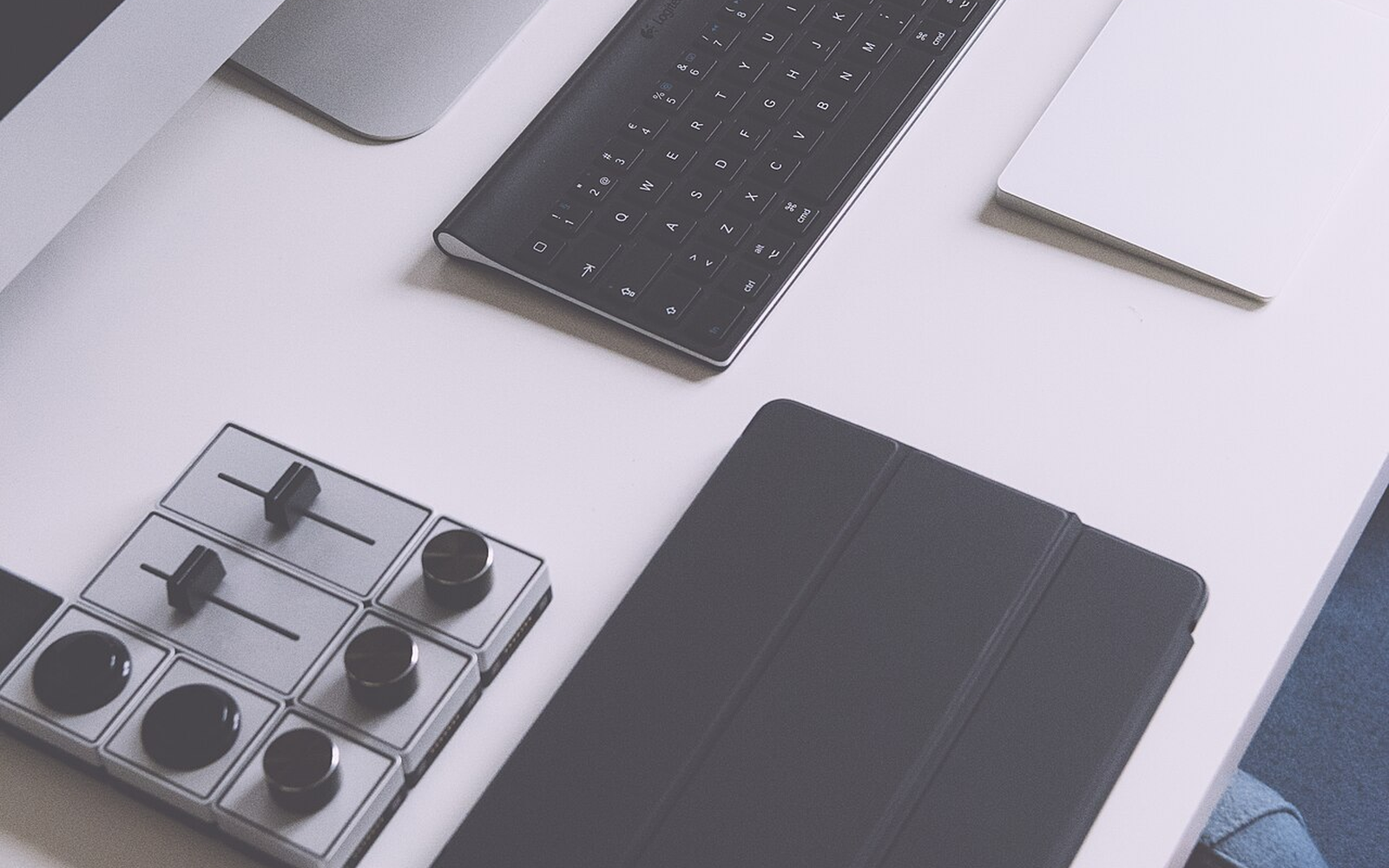 Llmspeed и Mac LLM Calculator: Измерване на локалната пропускателна способност при Apple Silicon